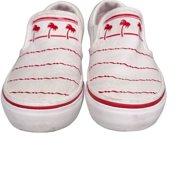 Vans In N Out Burger White/Red Slip on Sneakers Sz Kids 4, W5.5 Drink Cup Shoes - Picture 2 of 12